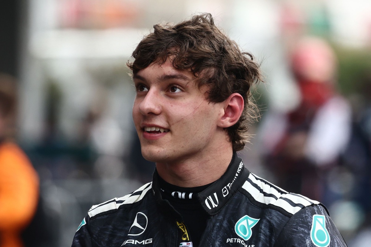 Kimi Antonelli makes Lewis Hamilton-Nico Rosberg vow amid George Russell F1 fight