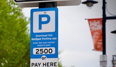 Some tourists may skip Sylvan Lake, Alta., this year after town hikes summer parking fees