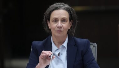 Budget watchdog forecasts deeper deficits than Ottawa projected in spring update | NanaimoNewsNOW