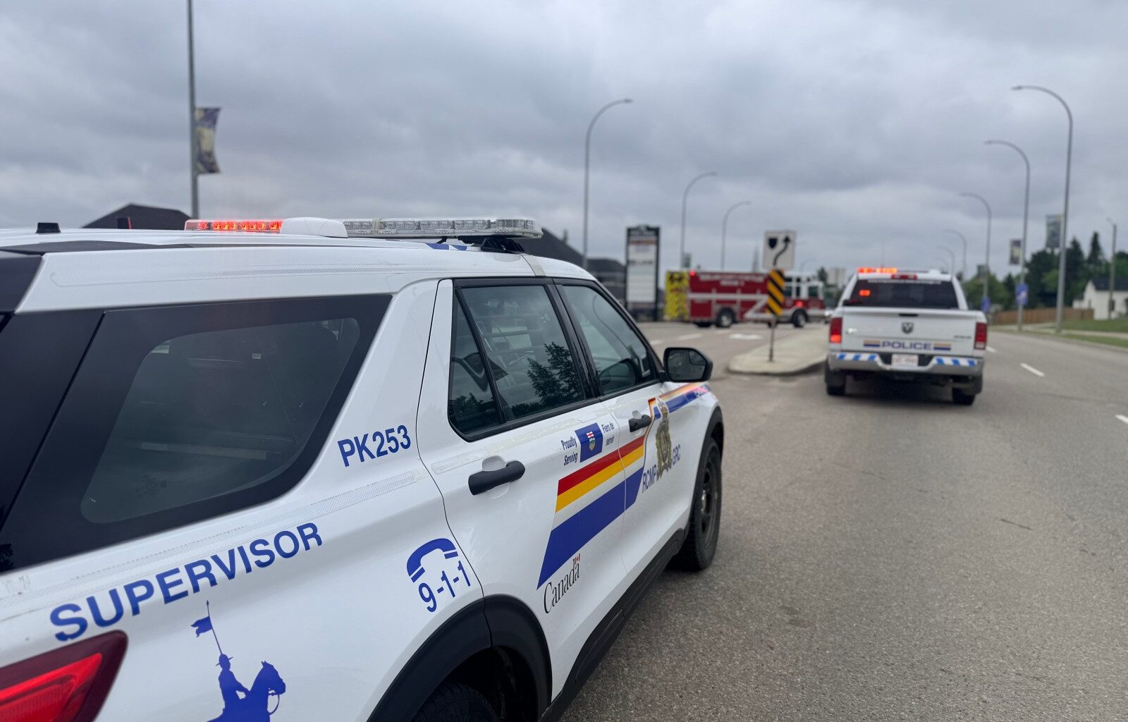 Teacher gets trapped, hurt after van crashes into daycare near Edmonton – Winnipeg Free Press