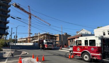 Crane evacuation around Dutch Village Road could last into Friday: Halifax Fire