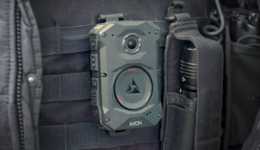 40 police officers in Winnipeg to start wearing body cams next week
