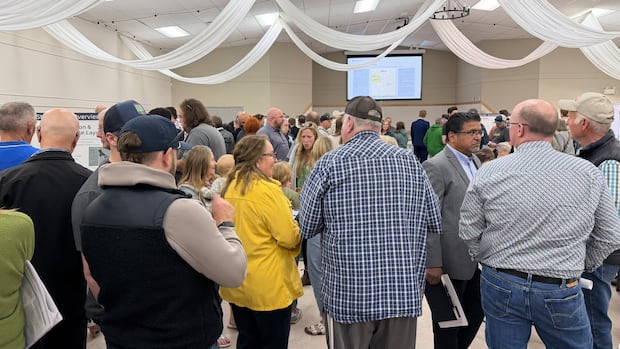 Northern Albertans raise concerns about Wonder Valley AI data centre at packed community hall
