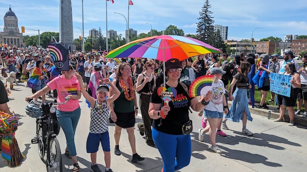 Winnipeg Pride parade, events to see road closures, heat warnings