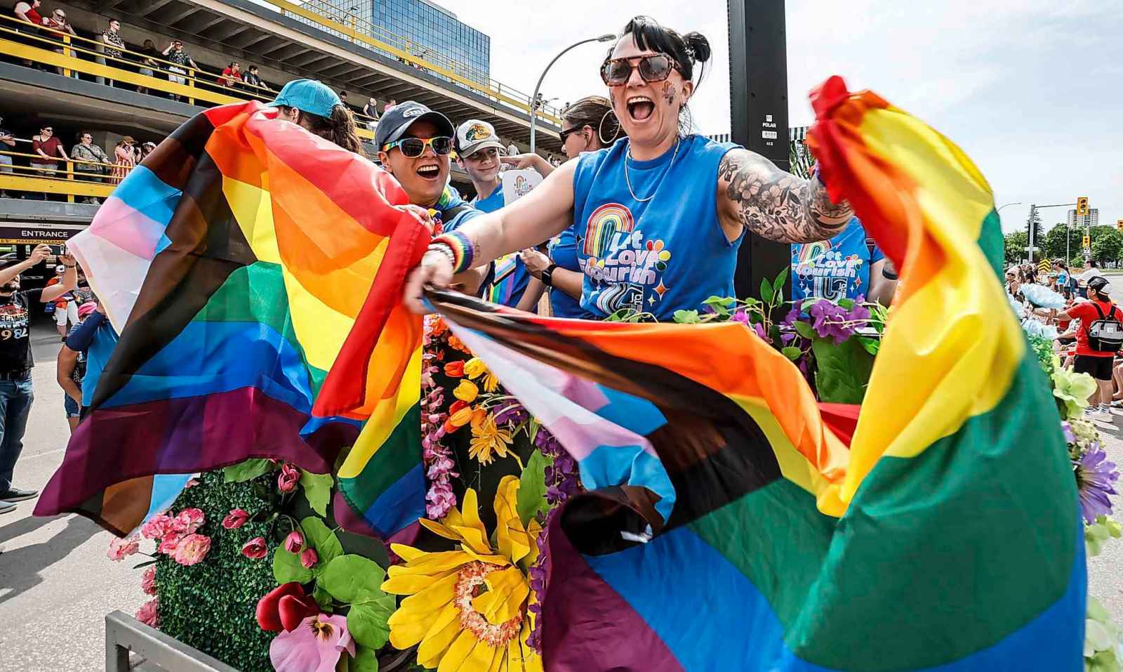 Thousands march in Winnipeg’s Pride parade – Winnipeg Free Press