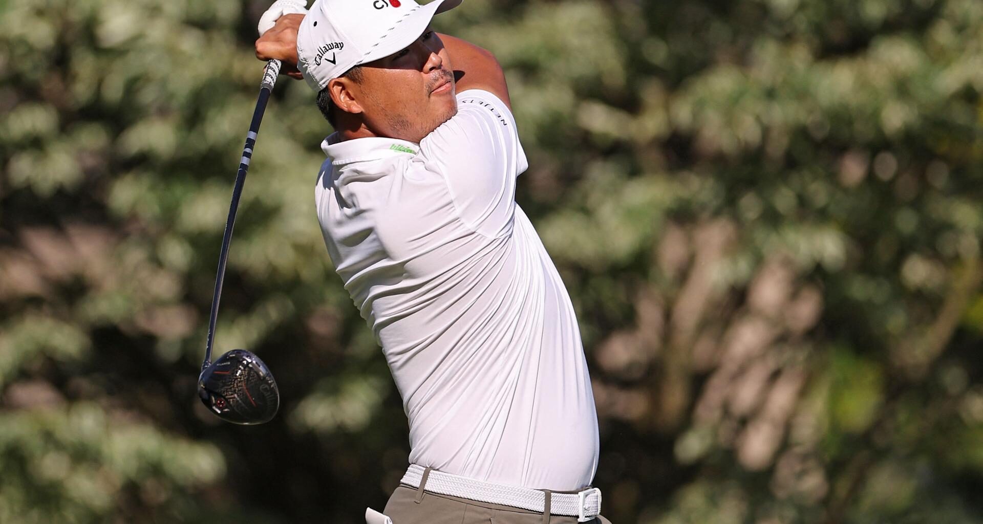 Kim Si-woo of Korea tees off on the second hole during the second round of the Memorial Tournament at Muirfield Village Golf Club in Dublin, Ohio, Friday (local time). AFP-Yonhap