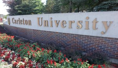 Man pulled from Carleton University pool in critical condition