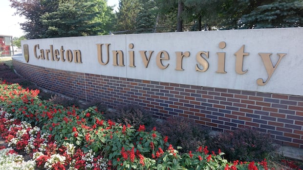 Man pulled from Carleton University pool in critical condition
