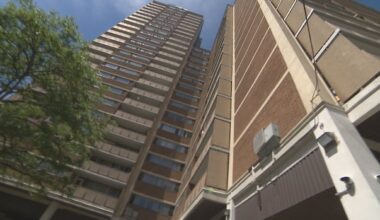 Flooding from burst water pipe displaces tenants in TCHC building in East York