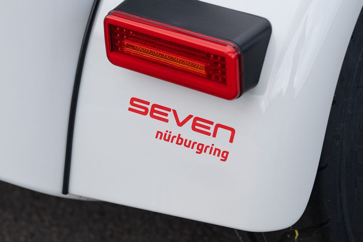Former F1 brand Caterham pays tribute to the Nürburgring