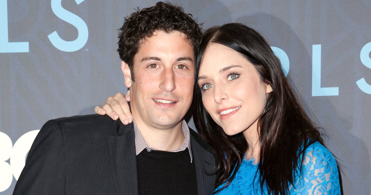 Actress Reacts to Furor Over ‘Creepy’ Photos With Son, 12