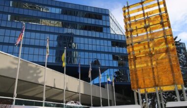 RCMP investigating allegation of money for council votes in Calgary city hall corruption probe: court doc