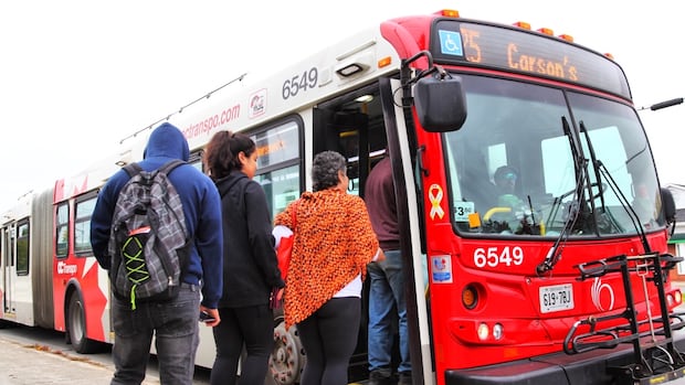 OC Transpo to offer 2 fare-free weekends — but no refunds — to compensate for winter woes