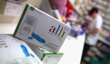 FDA issues new kidney warning for weight loss pill