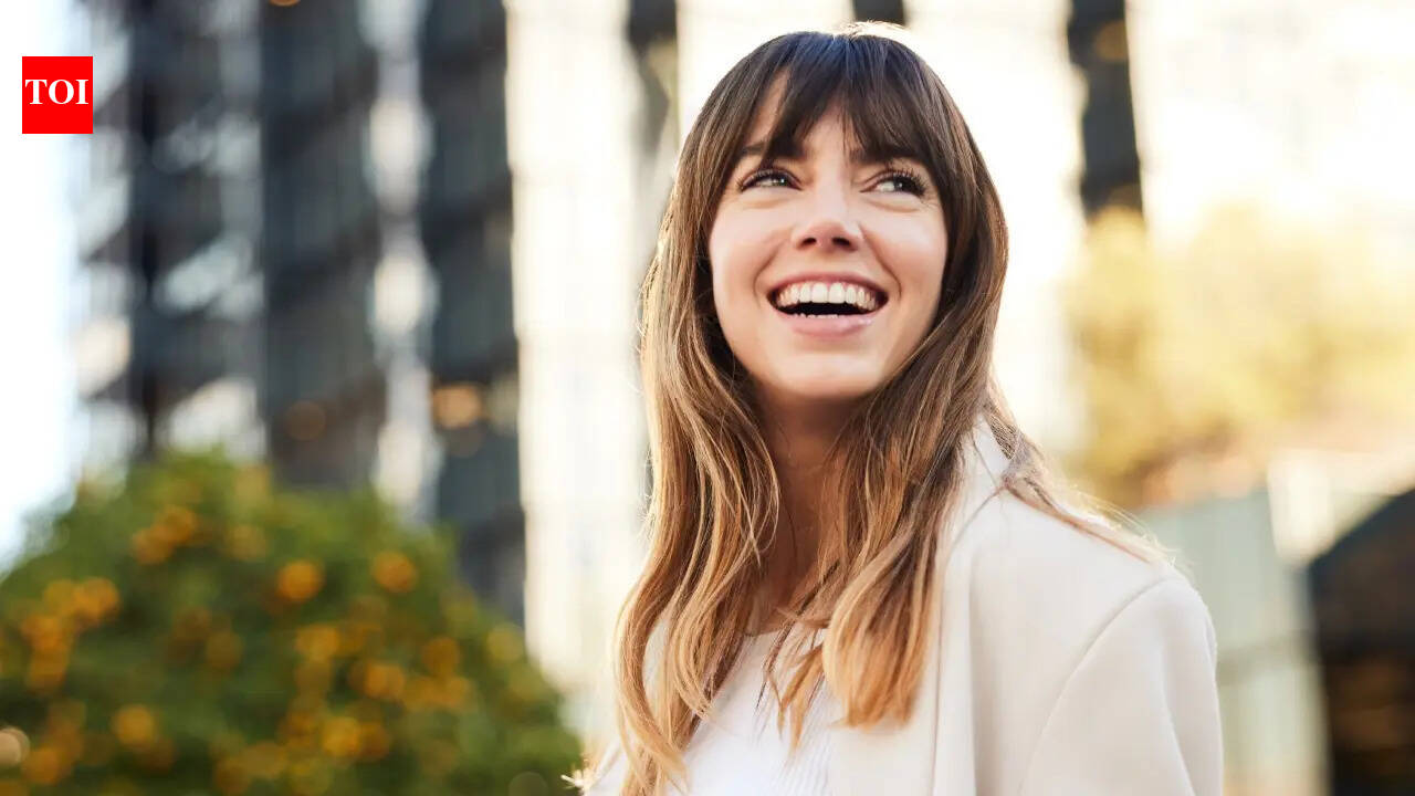 She is 37, but her biological age is 24: 5 habits that help her stay young