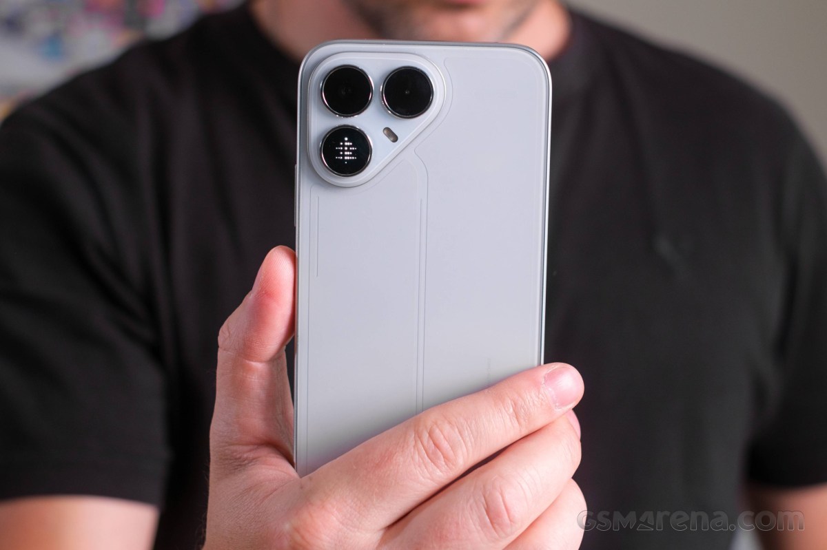 Tecno Pova8 unboxing and hands-on