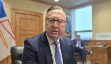 Premier Wakeham Supports Federal Safe Social Media Act, Will Let Ottawa Take the Lead