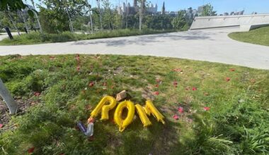 'Not romantic': Kìwekì Point fans trash 'promposals' for leaving mess behind
