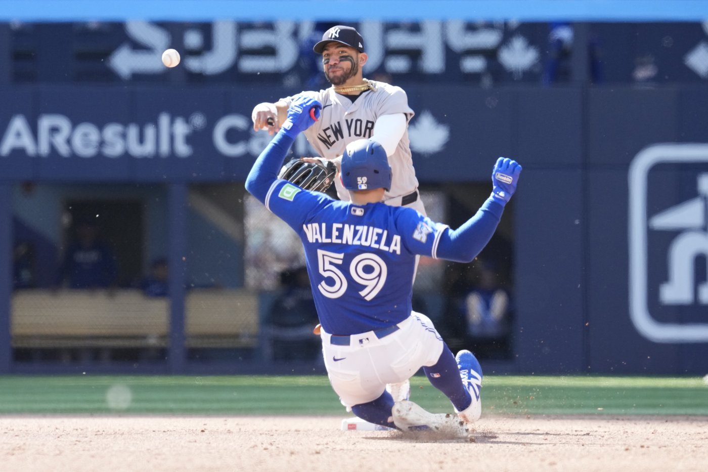 Yankees shortstop Caballero watches Panama team train for World Cup near Toronto