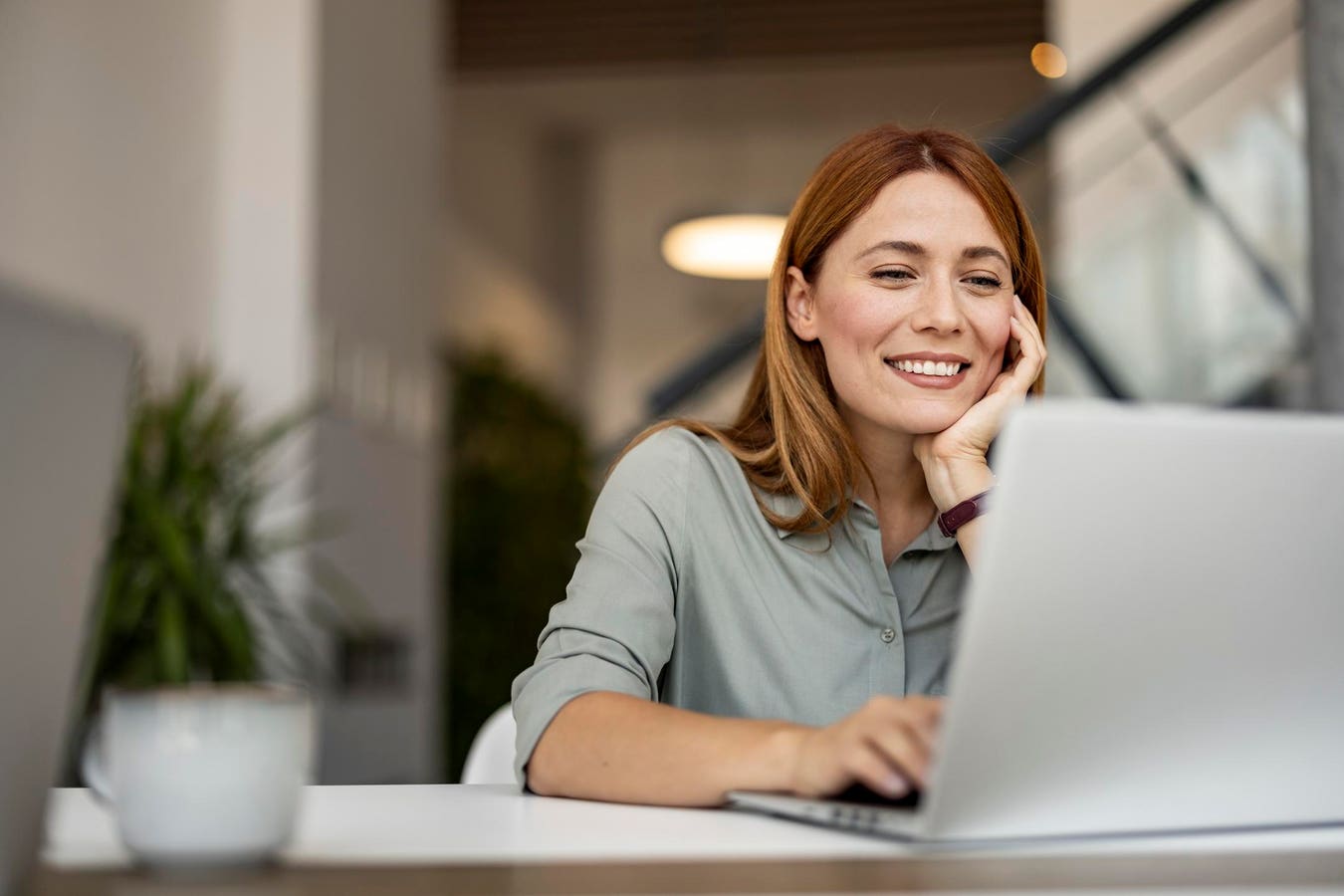 10 Must-Have Career Attitudes To Land The Right Job And Enjoy Success