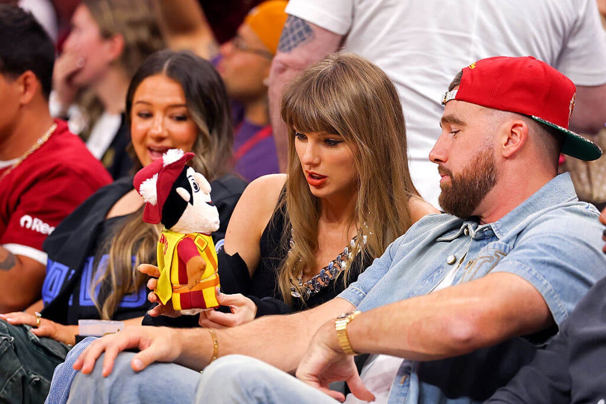 Taylor Swift’s courtside seat from Cavs-Knicks game sells for $7,000
