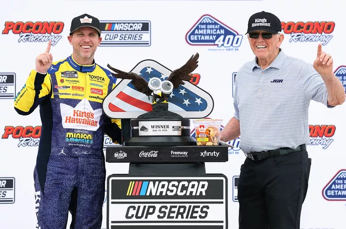 Denny Hamlin, Joe Gibbs Racing