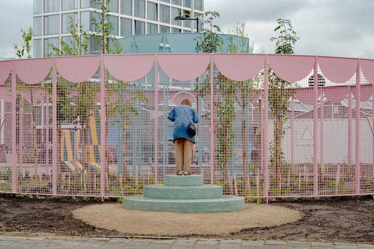 Designing for Stray Cities: Architecture Beyond the Human - Image 3 of 15