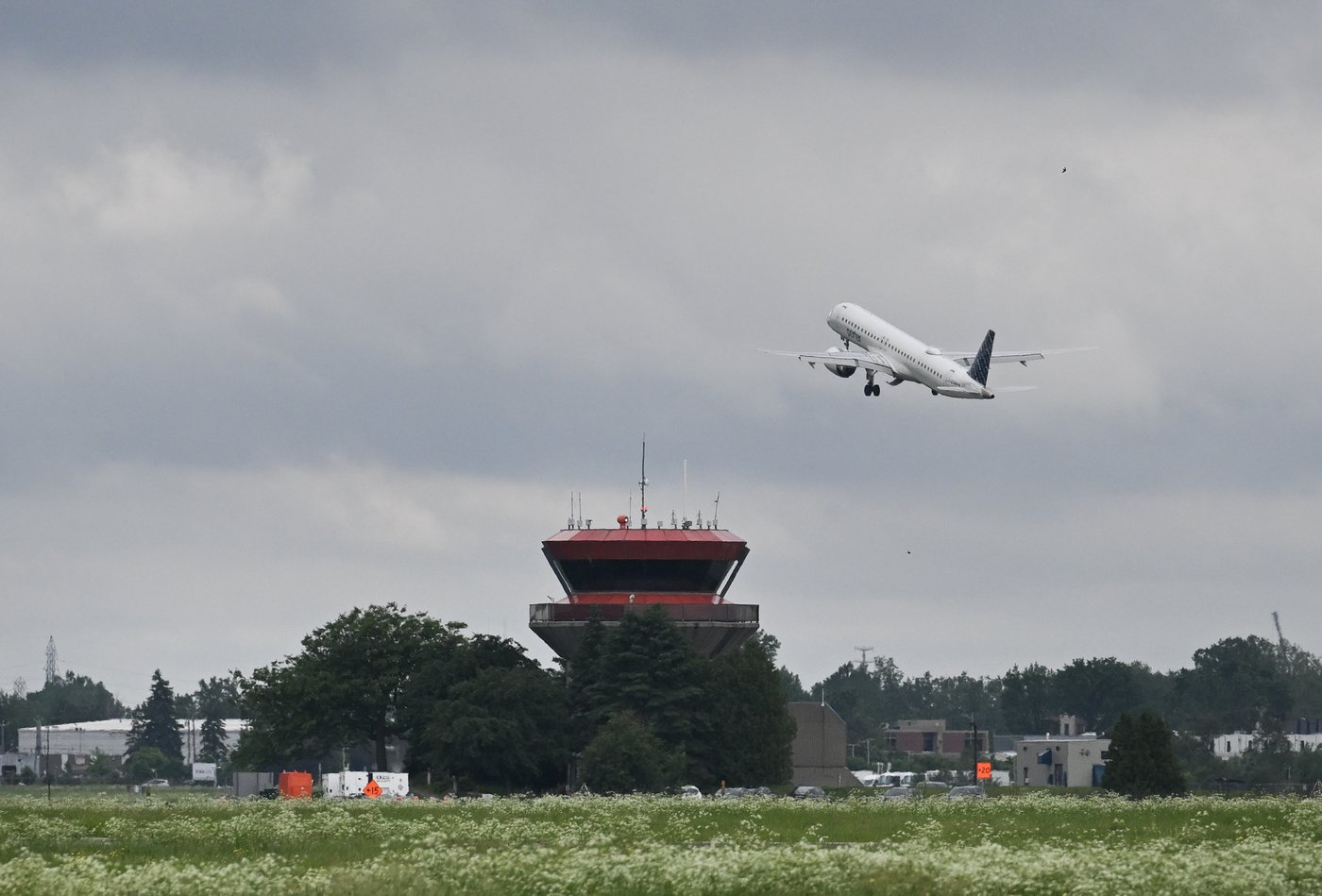 Porter Airlines betting travellers will embrace Montreal’s second airport