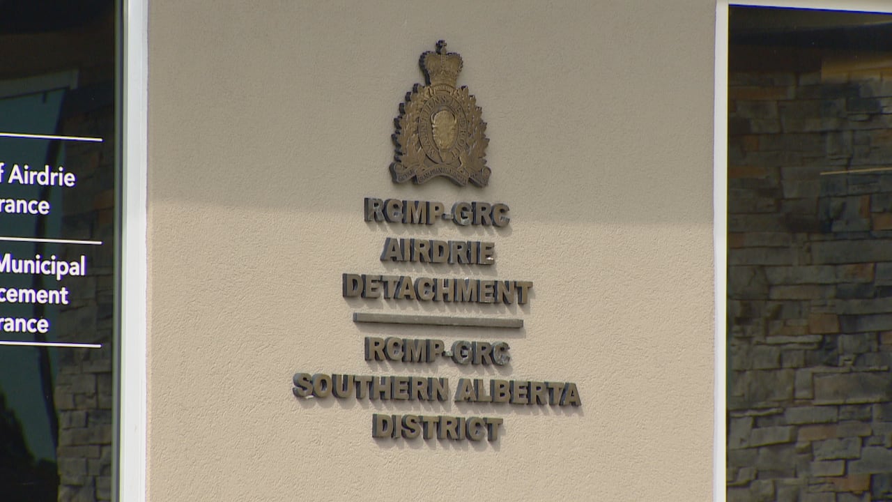 The RCMP detachment in Airdrie, Alta. where Michael Mullock died after suffering a stroke while in custody.