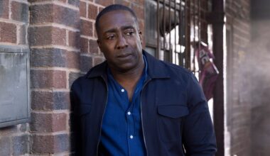 Coronation Street confirms twisted Ronnie plot in gun aftermath