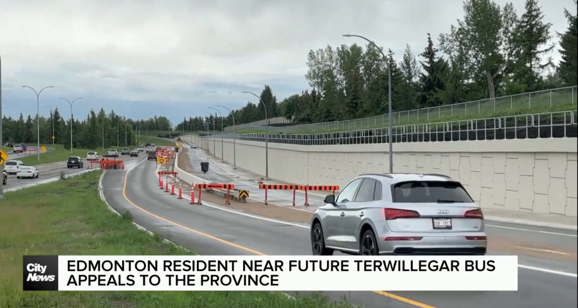 Edmonton resident appeals for province to step in over $10M bus-only lane