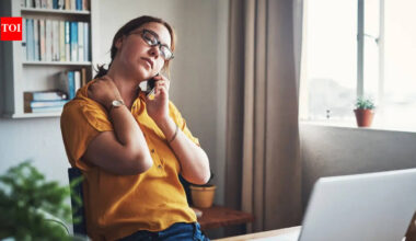 5 warning signs of stress are hijacking your decision-making ability, according to a psychologist