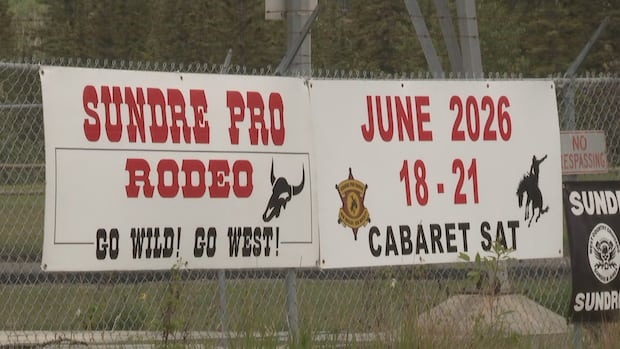 Sundre cancels parade, citing 'overwhelming' harassment after pro-Alberta float disallowed