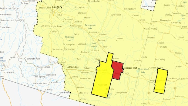 Parts of southeastern Alberta under critical 'red' tornado warning: Environment Canada