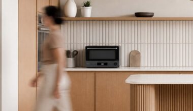 The $429 Microwave With a Drop-Down Door and No Spinning Turntable