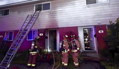 Early morning fire sends 2 people to hospital