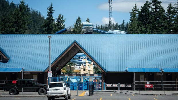 Initial probe finds 'electrical non-compliances' at B.C. water park where 12 kids shocked