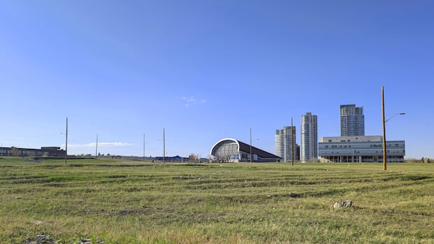 Calgary crafting plan for long-vacant Westbrook LRT area