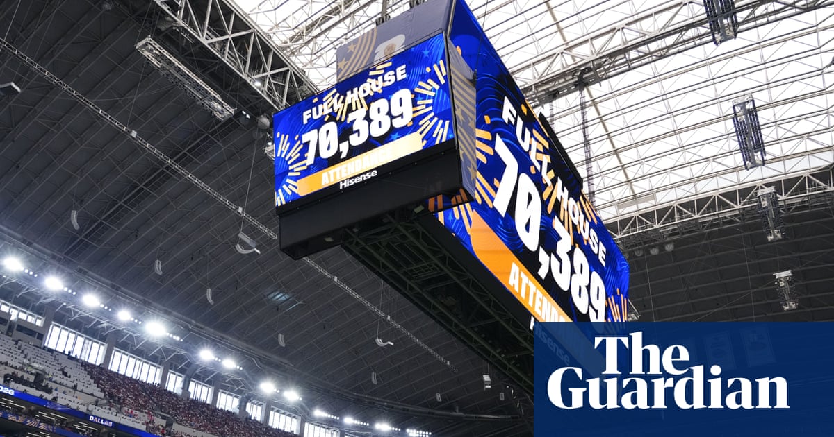 Fifa plays down reports that ticketless fans breached security at England World Cup game | World Cup 2026