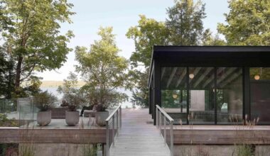This House on Lake Memphremagog Was Designed to Disappear