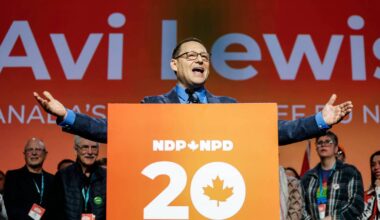 Support for Lewis-led federal NDP moves ahead of Tories in some Winnipeg suburbs, poll reveals – Winnipeg Free Press
