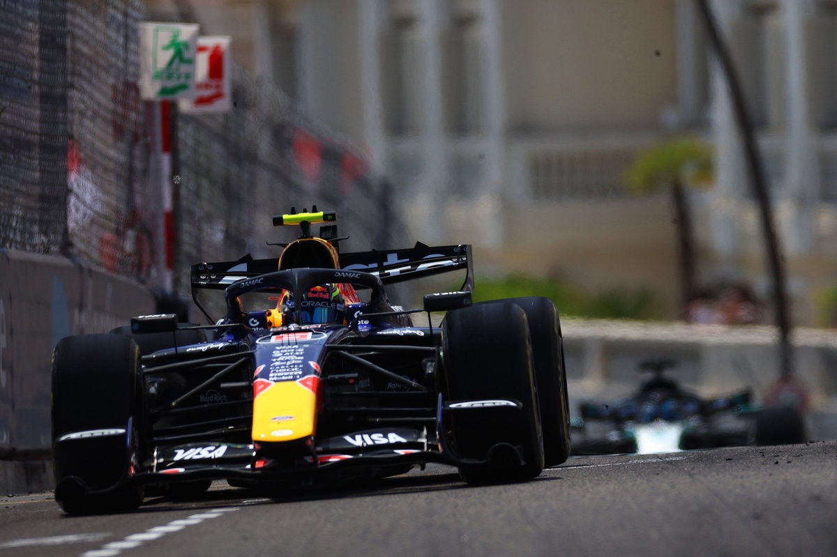 Jacques Villeneuve warns Red Bull has "lost its sparkle" and faces "tough" rebuild process