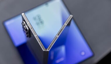Samsung Slashes Galaxy Z Fold 7 Price Ahead Of Fold 8: Wait Or Buy?