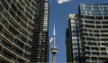 News of the day: Toronto's condopocalypse, Canadian dollar selloff, fired financial advisers, variable over fixed rates, bank regulations and more