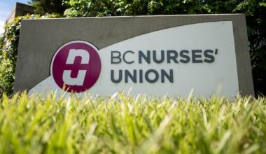 B.C. nurses reject tentative deal with province