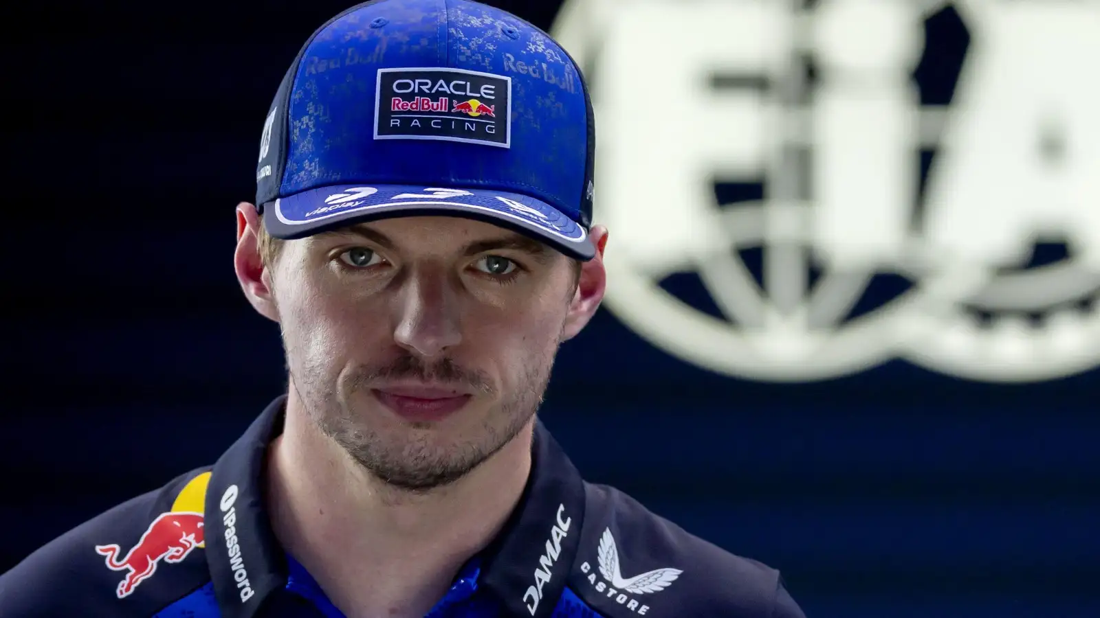 New Max Verstappen contract clause emerges as Sainz breaks rank