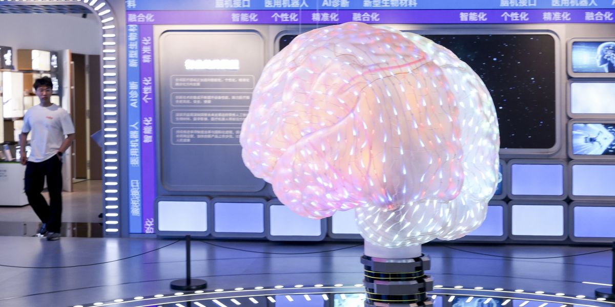 Scientific breakthrough: Scientists propose radical new theory of consciousness – and claim it doesn't depend on flesh and blood