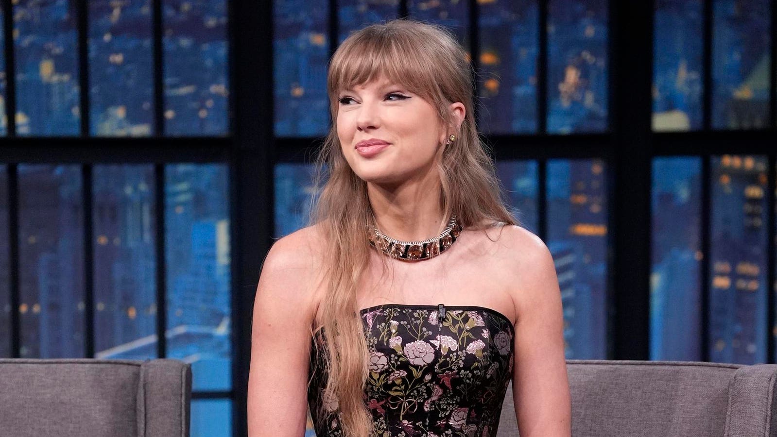 Taylor Swift Joins Country Royalty As Her Latest Single Debuts