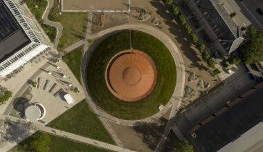 As Seen Below – The Dome, a Skyspace / James Turrell + SHL