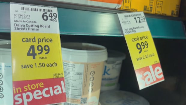 Manitoba plans to tackle 'shrinkflation' by requiring grocery stores to post unit prices across province